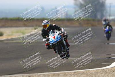 media/Sep-20-2025-TrackDaz (Sat) [[27f0cde673]]/B Group/220pm (Turn 9)/